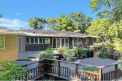 250 Pine Tree Court, Cutchogue, NY 11935 - Photo 24