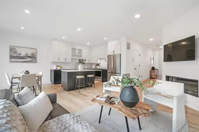 2040 Crompond Road #18, Yorktown Heights, NY 10598 - Photo 4