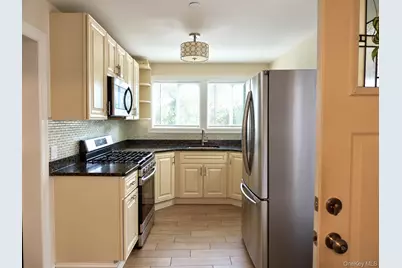 212 Beekman Avenue, Sleepy Hollow, NY 10591 - Photo 8
