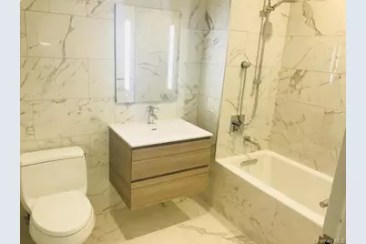 131-01 40 Road #17S, Flushing, NY 11354 - Photo 6