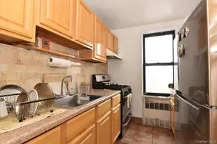 33-07 91st St, Jackson Heights, NY 11372 - Photo 10