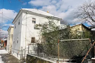 22-03 125th St, College Point, NY 11356 - Photo 2