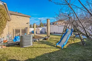 154-04 25th Ave, Whitestone, NY 11357 - Photo 12