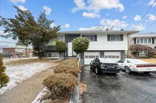 975 Little Neck Ave, North Bellmore, NY 11710 - Photo 6