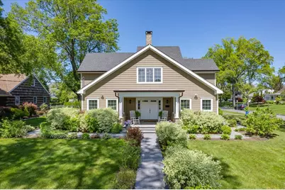 4 Clover Place, New Rochelle, NY 10805 - Photo 2