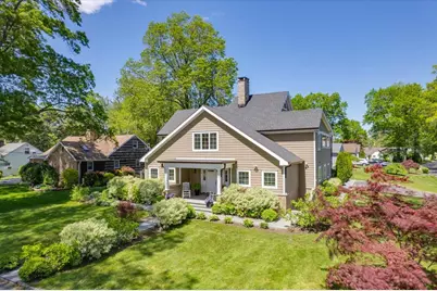 4 Clover Place, New Rochelle, NY 10805 - Photo 1