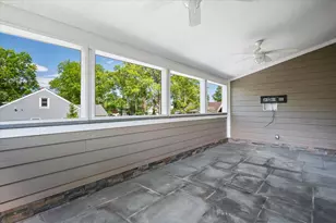 4 Clover Pl, New Rochelle, NY 10805 - Photo 22