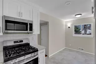 21 Chimney Ln, Bay Shore, NY 11706 - Photo 8