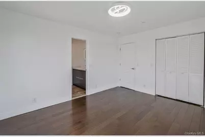 829 S Long Beach Avenue, Freeport, NY 11520 - Photo 20