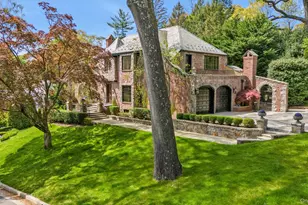 183 Mill Spring Rd, Manhasset, NY 11030 - Photo 2