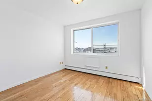 136-16 31st Rd, Flushing, NY 11354 - Photo 14