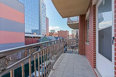 3506 Leavitt Street #3I, Flushing, NY 11354 - Photo 16