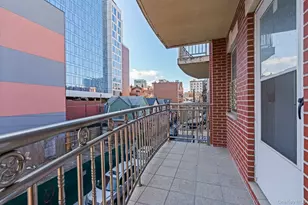 35-06 Leavitt St, Flushing, NY 11354 - Photo 16