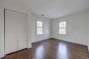 27 Locust Ln, Oyster Bay, NY 11771 - Photo 24