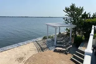 88 Point Rd, Westhampton Beach, NY 11978 - Photo 16