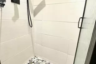 190 E Mosholu Pkwy S, Bronx, NY 10458 - Photo 14