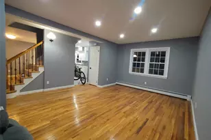 53 Maple St, Malverne, NY 11565 - Photo 10