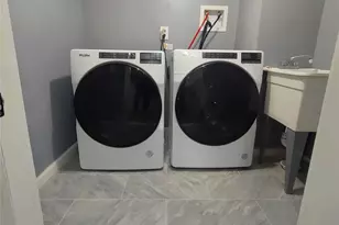 53 Maple St, Malverne, NY 11565 - Photo 22