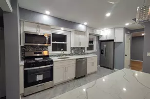 53 Maple St, Malverne, NY 11565 - Photo 6