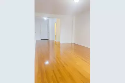 139-09 84th Drive #307, Briarwood, NY 11435 - Photo 4