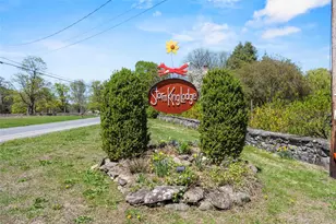 100 Pleasant Hill Rd, New Windsor, NY 12553 - Photo 4