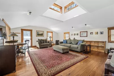 100 Pleasant Hill Road, New Windsor, NY 12553 - Photo 12