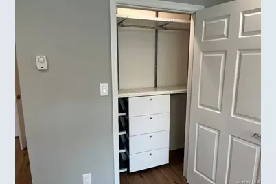 465 New Highway #B23, Copiague, NY 11726 - Photo 6