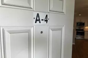 465 New Hwy, Copiague, NY 11726 - Photo 8