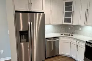 465 New Hwy, Copiague, NY 11726 - Photo 10