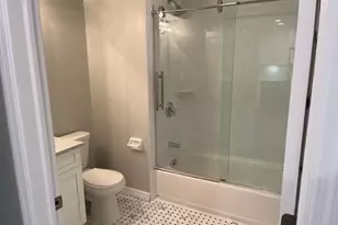 465 New Hwy, Copiague, NY 11726 - Photo 4