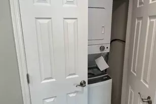 465 New Hwy, Copiague, NY 11726 - Photo 12