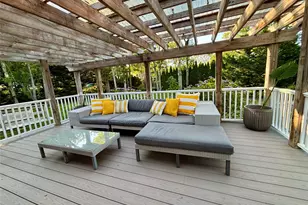 129 Lynncliff Rd, Hampton Bays, NY 11946 - Photo 16