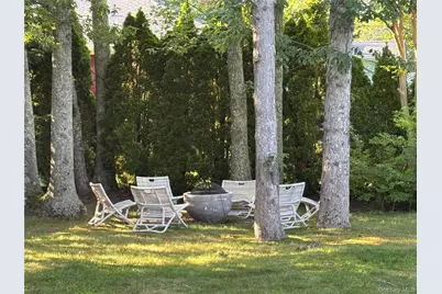 129 Lynncliff Road, Hampton Bays, NY 11946 - Photo 18