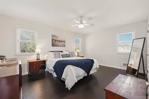 36 Nautilus Dr, Hampton Bays, NY 11946 - Photo 10