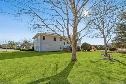 36 Nautilus Drive, Hampton Bays, NY 11946 - Photo 14