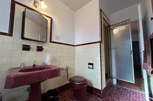 84-14 Eliot Ave, Middle Village, NY 11379 - Photo 22