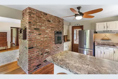 13 West End Avenue, East Quogue, NY 11942 - Photo 12