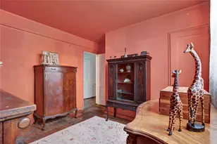 88-31 Shore Pkwy, Howard Beach, NY 11414 - Photo 12