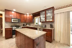 748 Sherwood St, Woodmere, NY 11581 - Photo 10