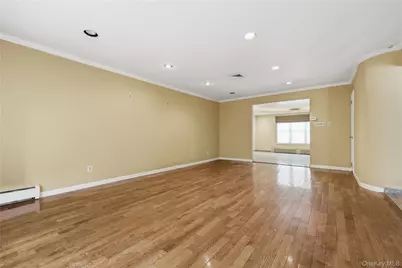 748 Sherwood Street, Woodmere, NY 11581 - Photo 4