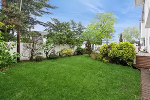 748 Sherwood St, Woodmere, NY 11581 - Photo 30