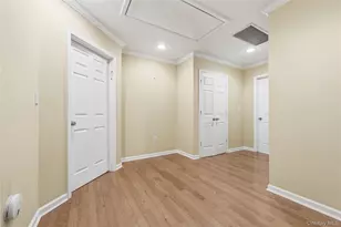 748 Sherwood St, Woodmere, NY 11581 - Photo 24