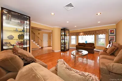 748 Sherwood Street, Woodmere, NY 11581 - Photo 4