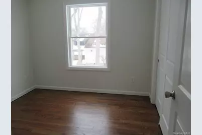 214 Donegan Avenue, Patchogue, NY 11772 - Photo 12