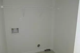 214 Donegan Ave, Patchogue, NY 11772 - Photo 16