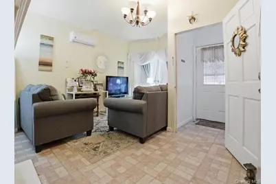 2448 Devoe Terrace, Bronx, NY 10468 - Photo 4