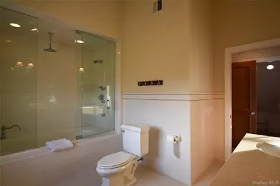 21 Bayside Avenue, East Quogue, NY 11942 - Photo 14