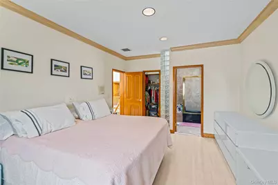 6 Summit Place, Whitestone, NY 11357 - Photo 18