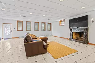 6 Summit Pl, Whitestone, NY 11357 - Photo 22