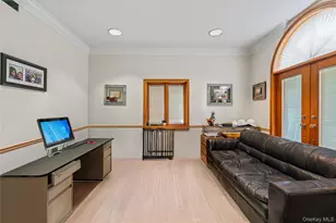6 Summit Pl, Whitestone, NY 11357 - Photo 14